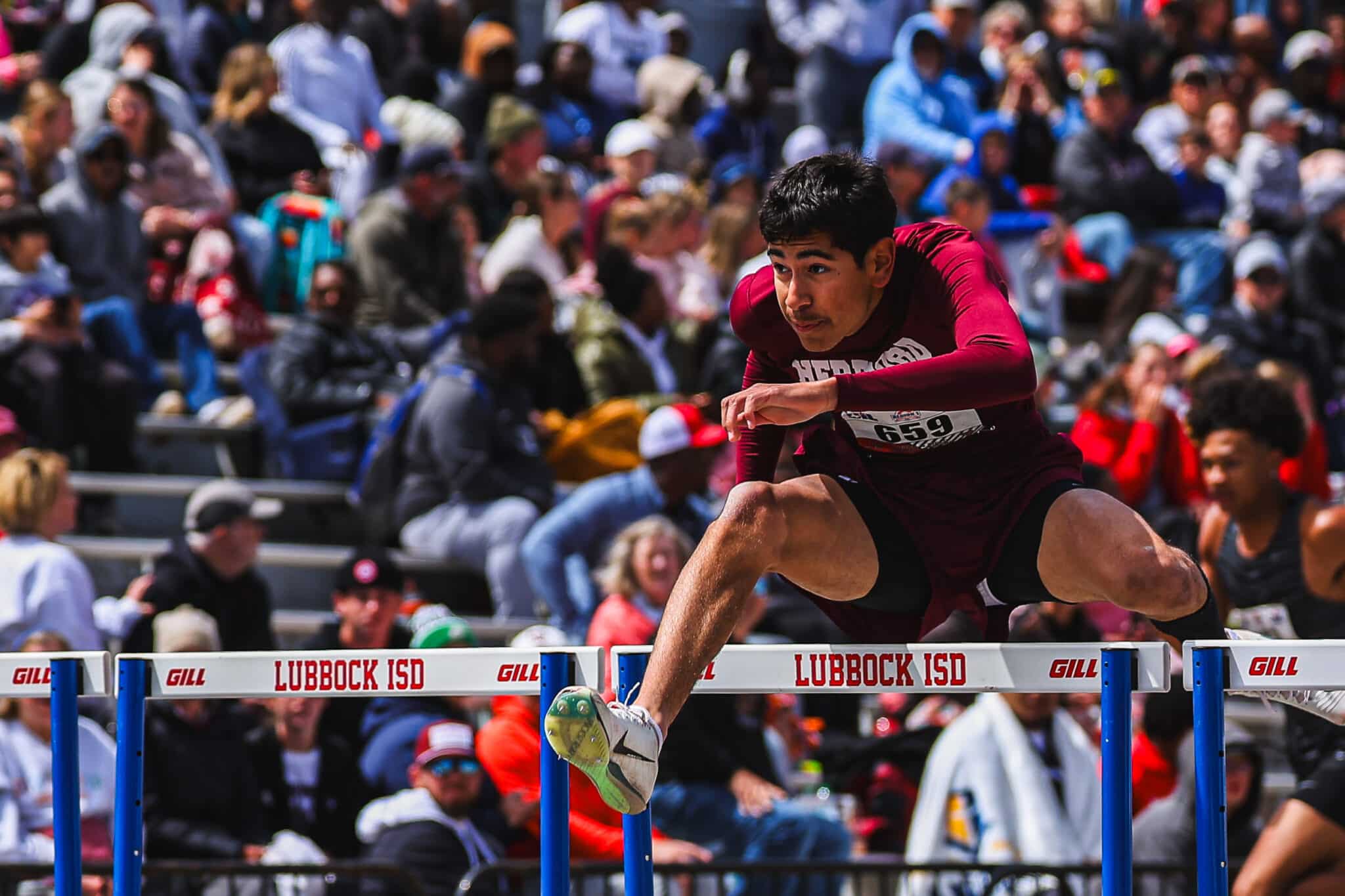 100A9638 | Press Pass Sports Not even a broken collarbone can trip up Hereford hurdler Izak Dominguez heading into UIL state track and field meet