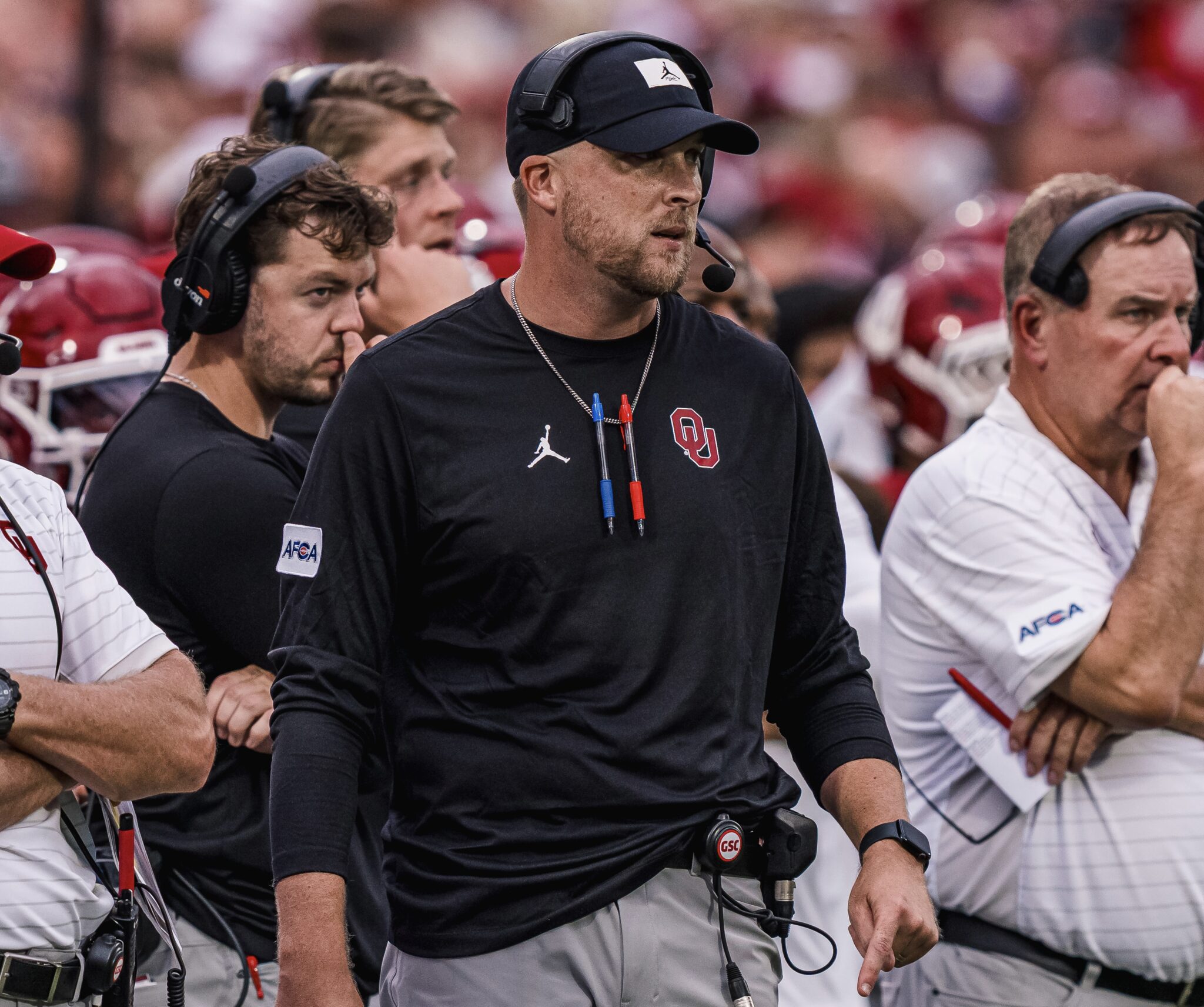 083025-Game 1 vs Illinois State | Press Pass Sports Oklahoma offensive coordinator and Canadian High School graduate Ben Arbuckle is always striving for excellence