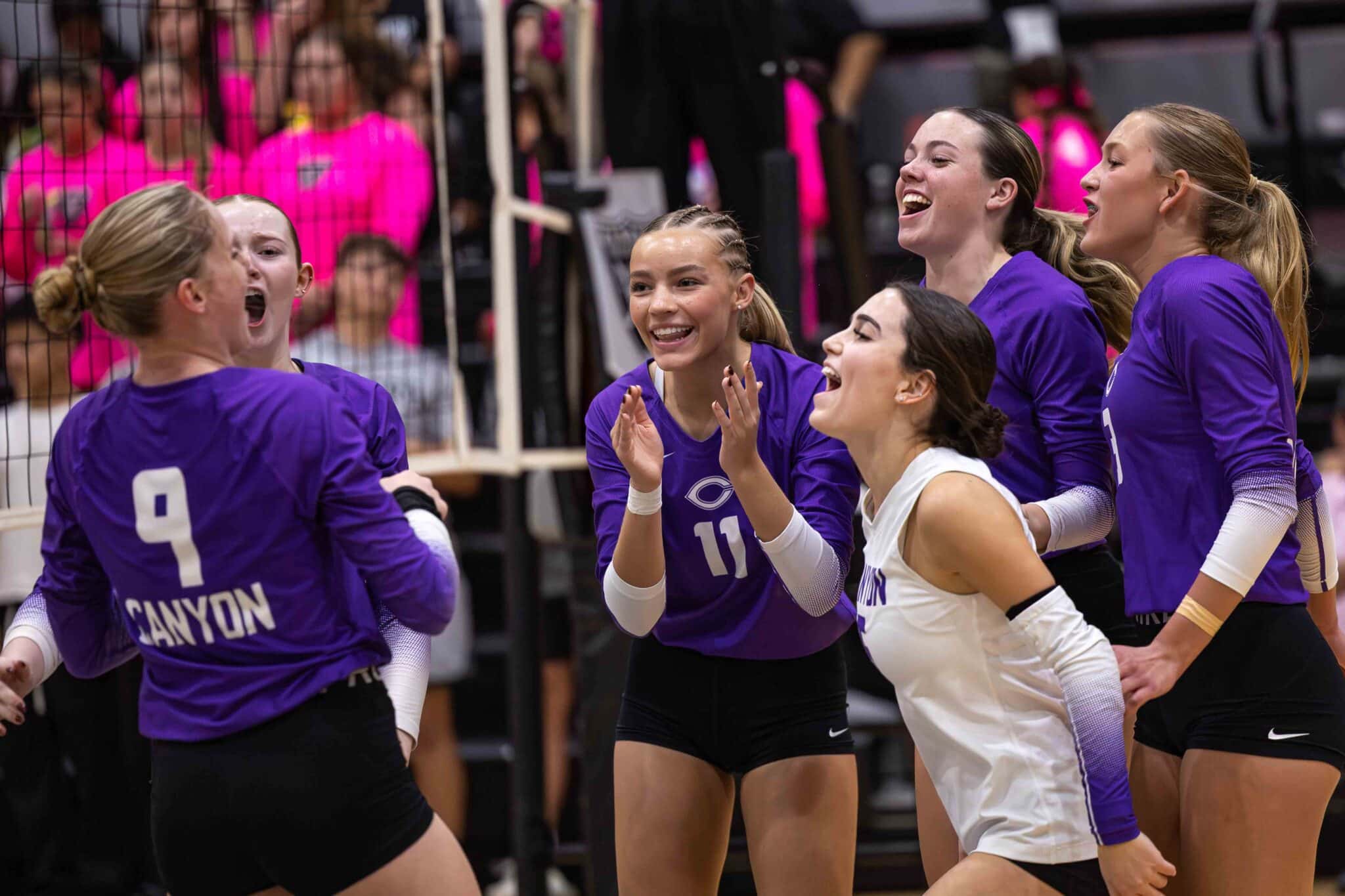 Canyon upends rival Randall to stay in district championship hunt