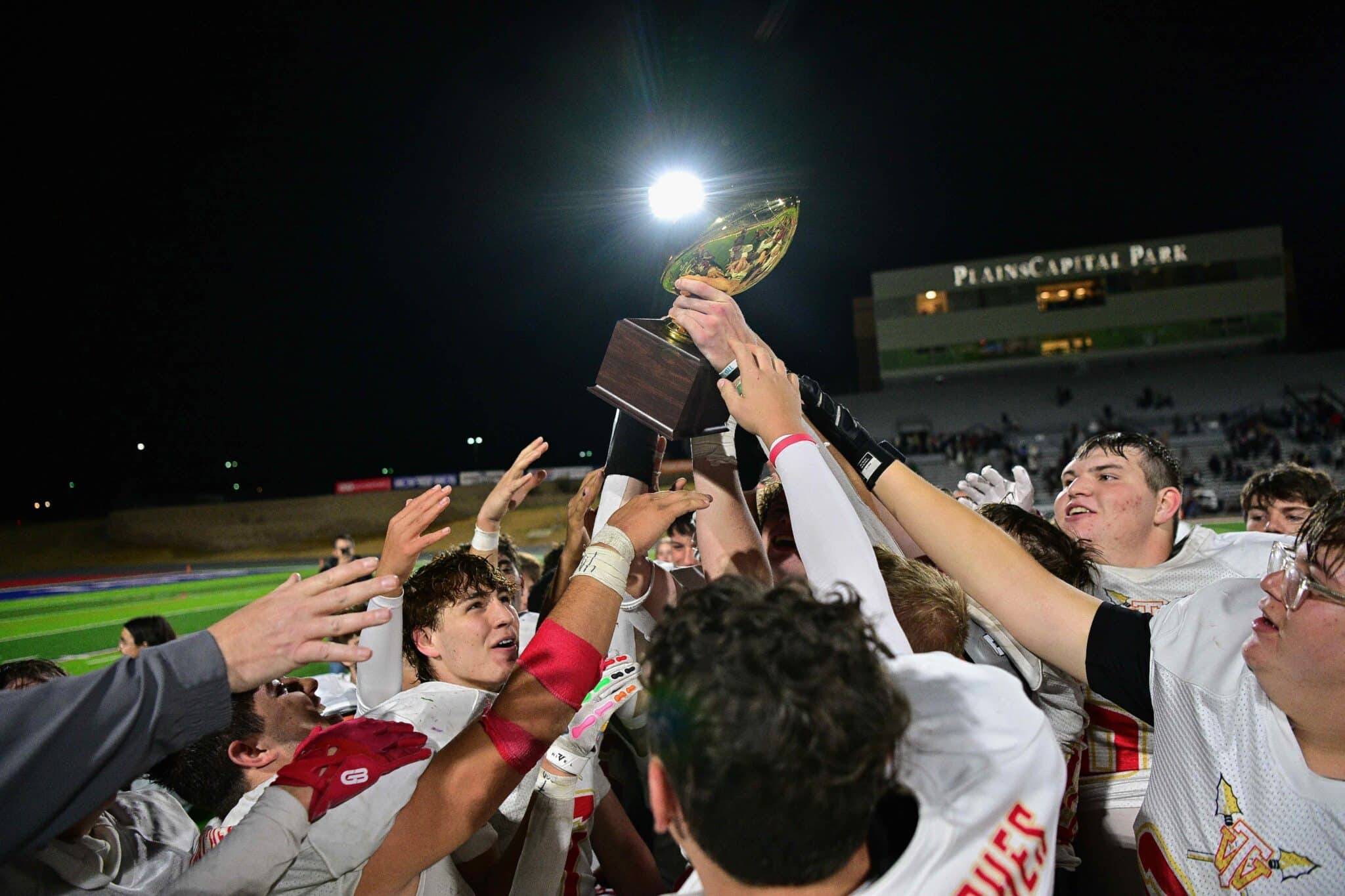 image9 1 | Press Pass Sports West Texas High makes big plays down the stretch to down Hawley in the UIL Class 2A Division I area round
